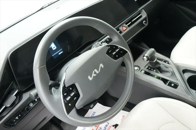2023 Kia Niro EX
