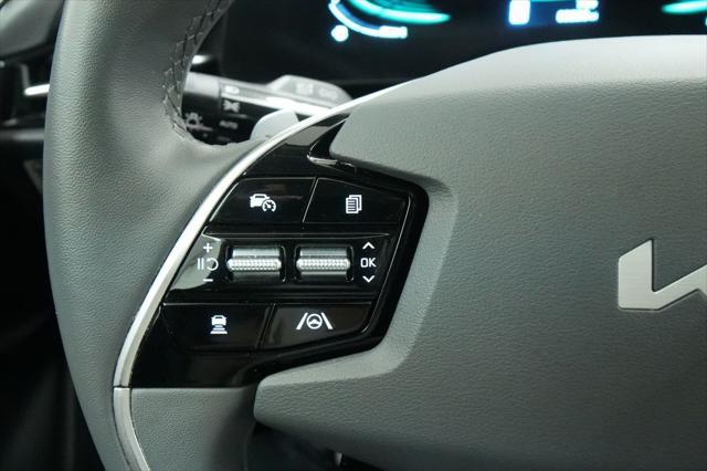 2023 Kia Niro EX