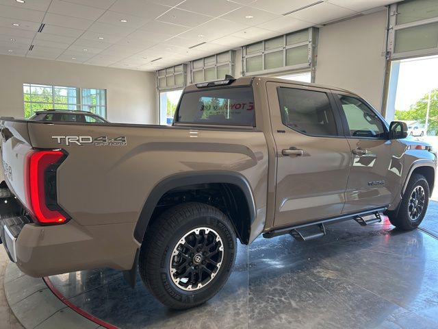 2026 Toyota Tundra SR5 CrewMax 5.5' Bed