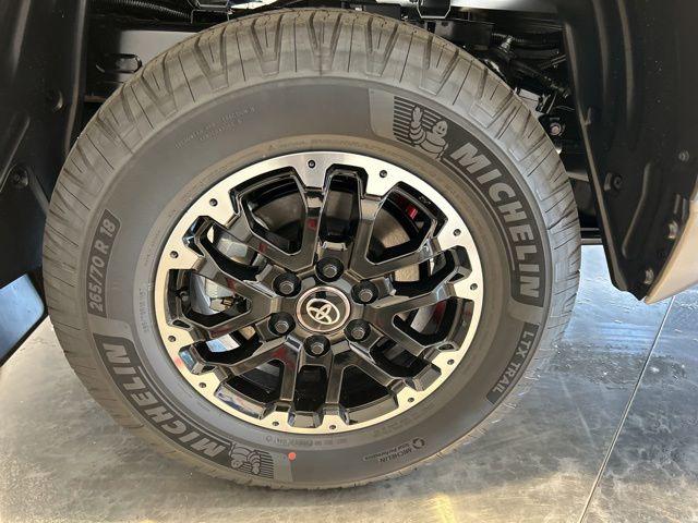 2026 Toyota Tundra SR5 CrewMax 5.5' Bed