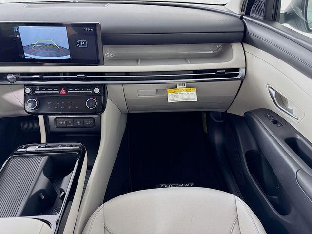 2026 Hyundai Tucson Hybrid Blue SE