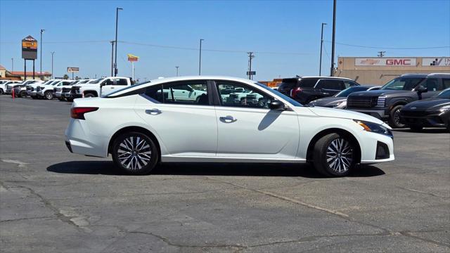 2025 Nissan Altima SV FWD