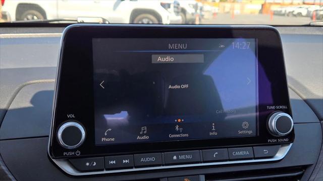2025 Nissan Altima SV FWD