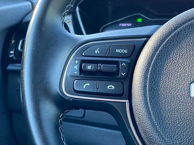 2022 Kia Niro LXS
