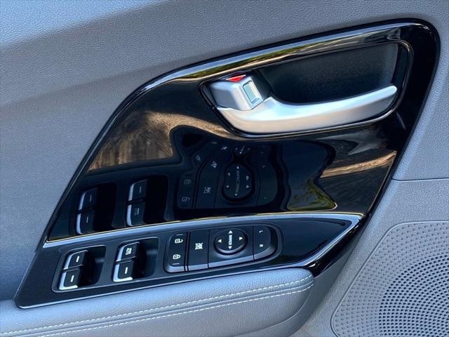 2022 Kia Niro LXS