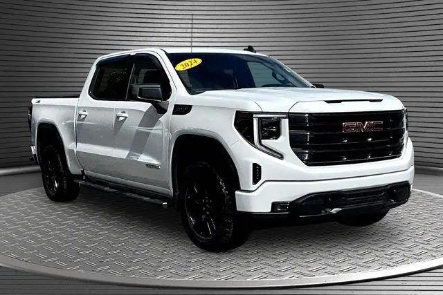 2024 GMC Sierra 1500 4WD Crew Cab Short Box Elevation with 3SB for sale in Raynham, MA