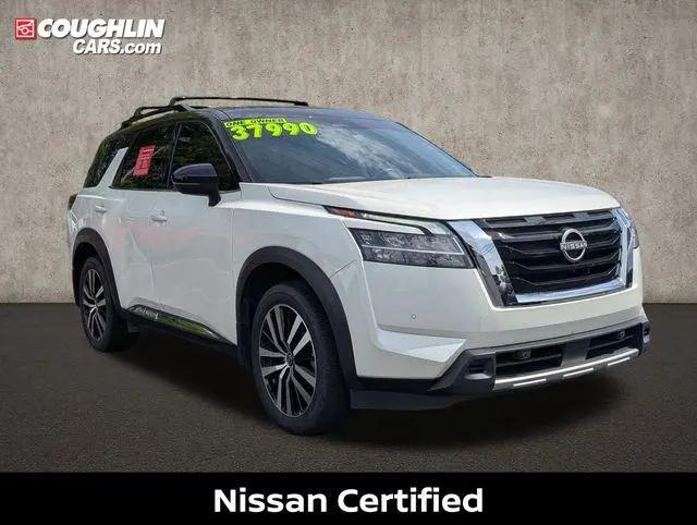 2023 Nissan Pathfinder Platinum 4WD for sale near Heath, OH