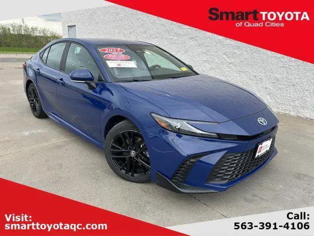 2025 Toyota Camry SE for sale in Davenport, IA