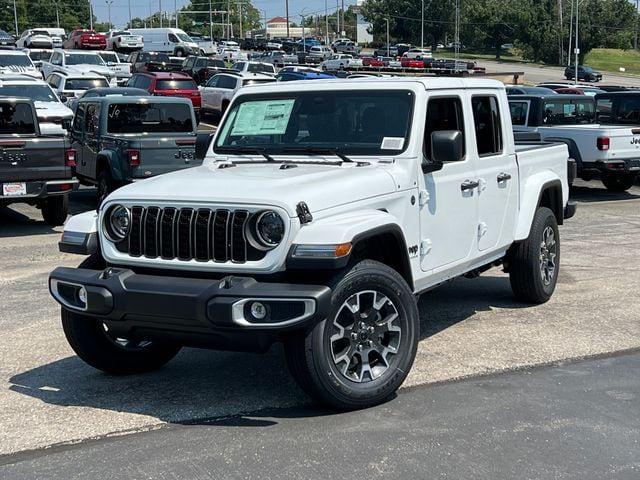 2026 Jeep Gladiator GLADIATOR SAHARA 4X4