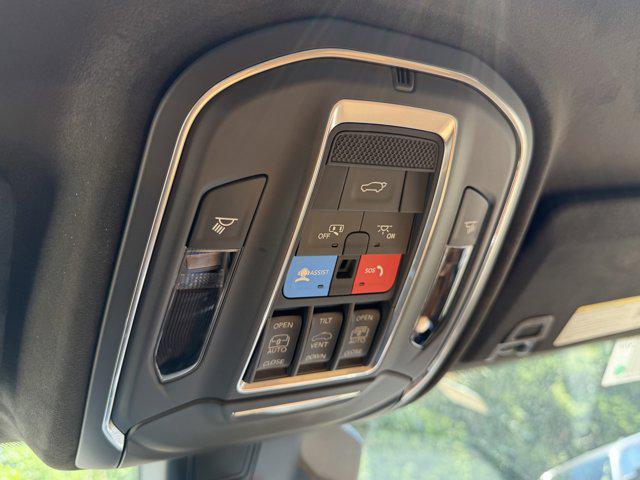 2026 Jeep Grand Cherokee L Summit 4x4