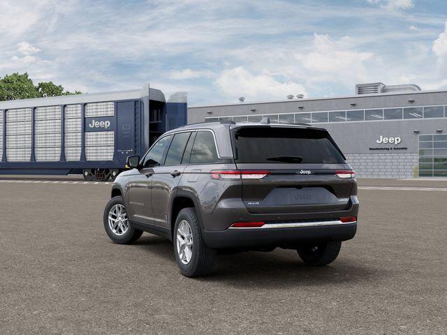 2026 Jeep Grand Cherokee GRAND CHEROKEE LAREDO X 4X4