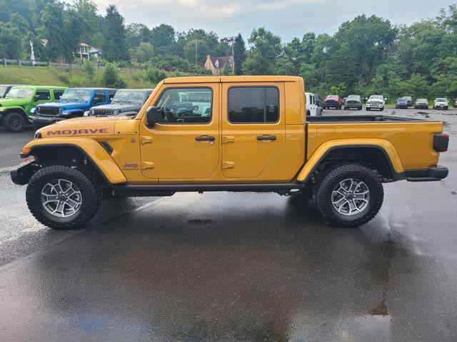 2026 Jeep Gladiator GLADIATOR MOJAVE X 4X4