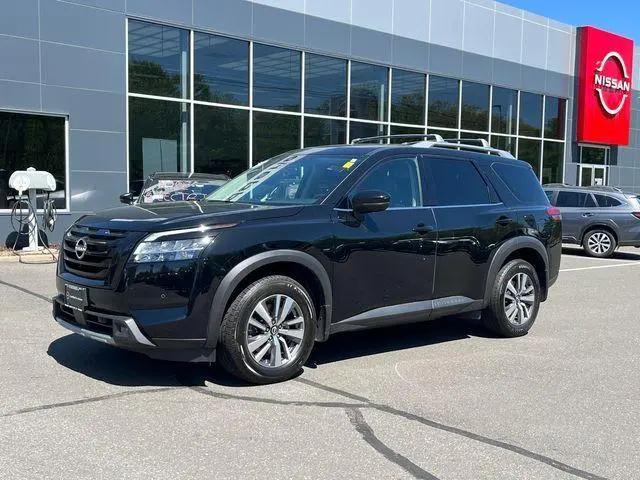 2023 Nissan Pathfinder SL 4WD for sale in Shelton, CT