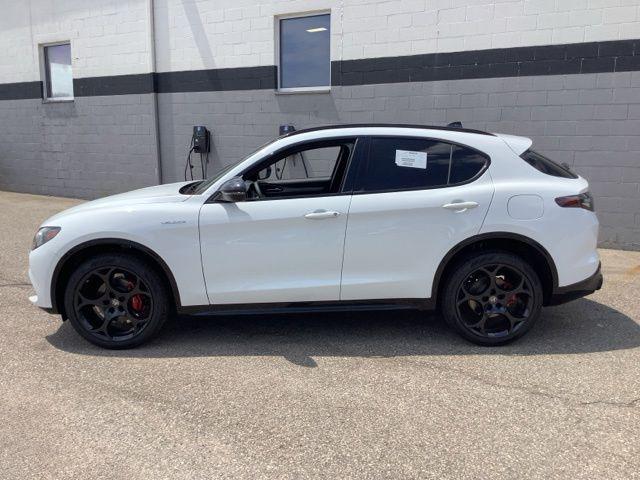 2026 Alfa Romeo Stelvio STELVIO AWD