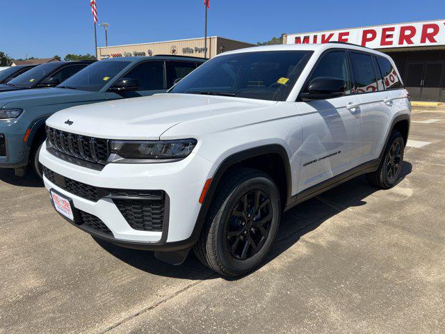 2026 Jeep Grand Cherokee GRAND CHEROKEE LAREDO ALTITUDE 4X2