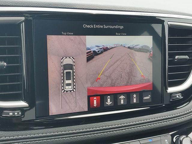 2027 Chrysler Pacifica Limited AWD