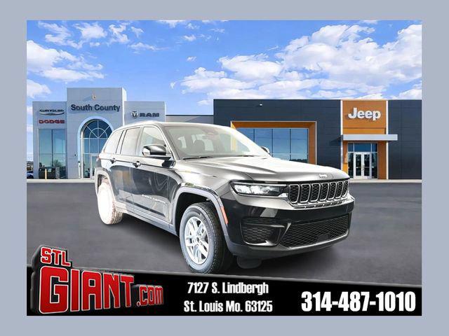 2026 Jeep Grand Cherokee GRAND CHEROKEE LAREDO X 4X4