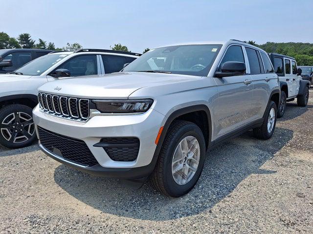 2026 Jeep Grand Cherokee GRAND CHEROKEE LAREDO X 4X4 2026 Jeep Grand Cherokee GRAND CHEROKEE LAREDO X 4X4