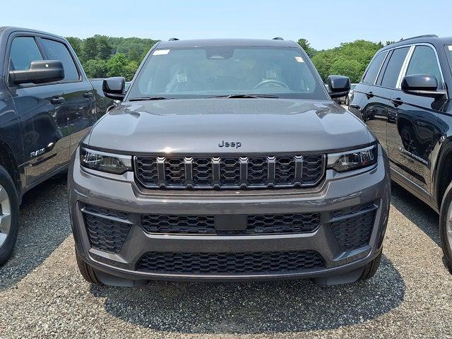 2026 Jeep Grand Cherokee GRAND CHEROKEE LAREDO ALTITUDE 4X4 2026 Jeep Grand Cherokee GRAND CHEROKEE LAREDO ALTITUDE 4X4