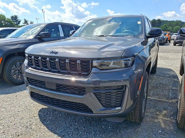 2026 Jeep Grand Cherokee GRAND CHEROKEE LAREDO ALTITUDE 4X4 2026 Jeep Grand Cherokee GRAND CHEROKEE LAREDO ALTITUDE 4X4