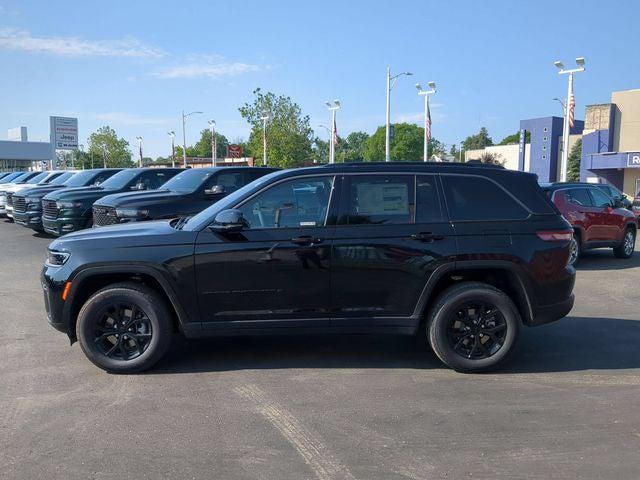 2026 Jeep Grand Cherokee GRAND CHEROKEE LAREDO ALTITUDE 4X4 2026 Jeep Grand Cherokee GRAND CHEROKEE LAREDO ALTITUDE 4X4
