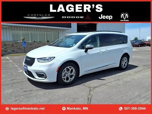 2023 Chrysler Pacifica Limited for sale in Mankato, MN