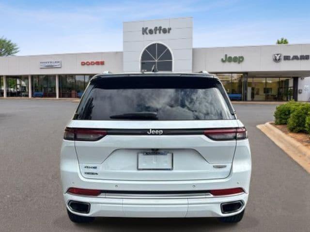 2023 Jeep Grand Cherokee Summit Reserve