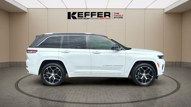 2023 Jeep Grand Cherokee Summit Reserve
