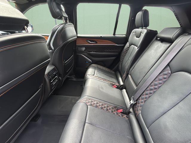 2023 Jeep Grand Cherokee Summit Reserve
