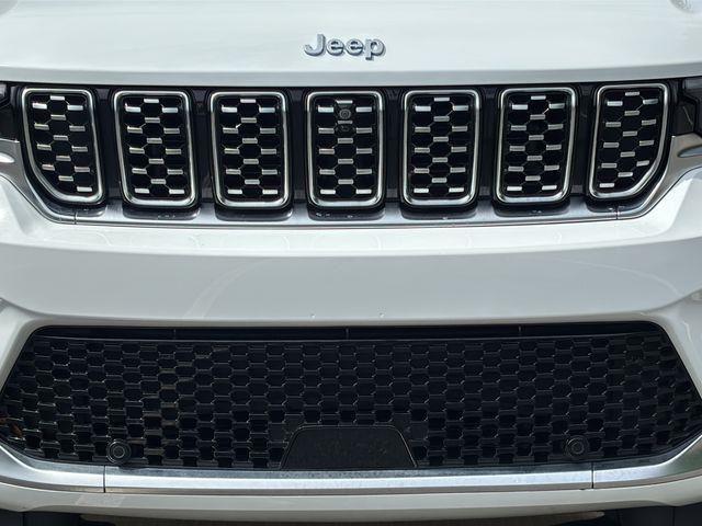 2023 Jeep Grand Cherokee Summit Reserve