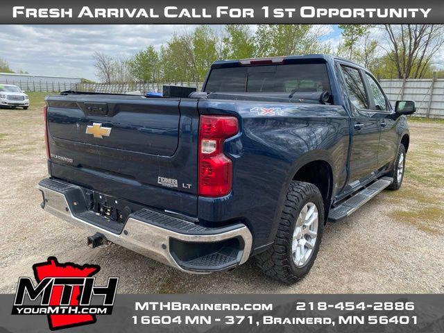2022 Chevrolet Silverado 1500 4WD Crew Cab Standard Bed LT