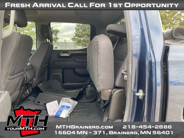2022 Chevrolet Silverado 1500 4WD Crew Cab Standard Bed LT