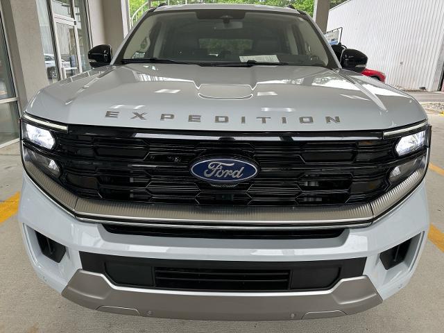 2025 Ford Expedition Platinum MAX