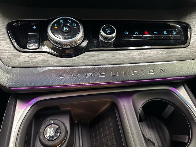 2025 Ford Expedition Platinum MAX
