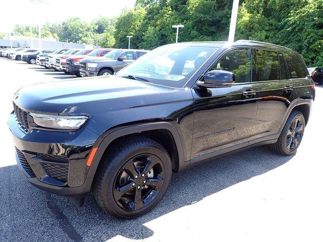 2023 Jeep Grand Cherokee Altitude 4x4