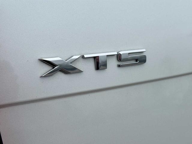 2016 Cadillac XTS Luxury Collection