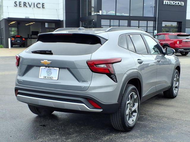 2025 Chevrolet Trax FWD LT