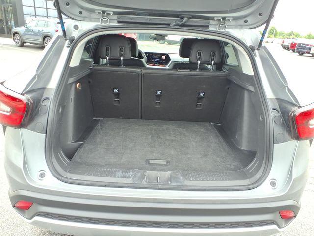 2025 Chevrolet Trax FWD LT