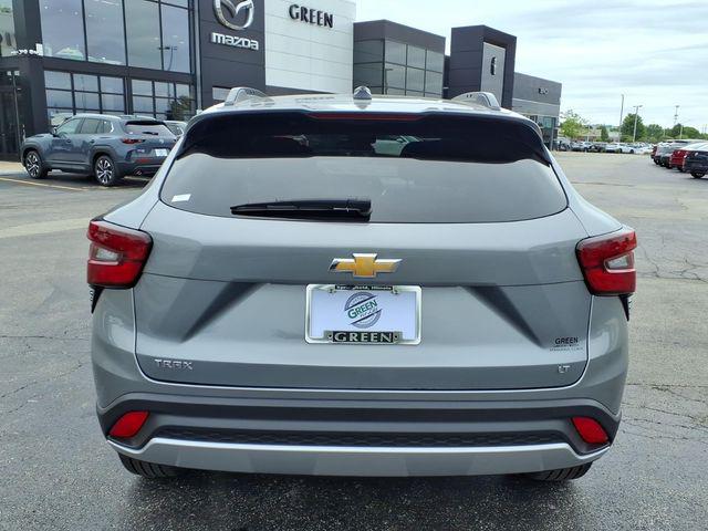 2025 Chevrolet Trax FWD LT