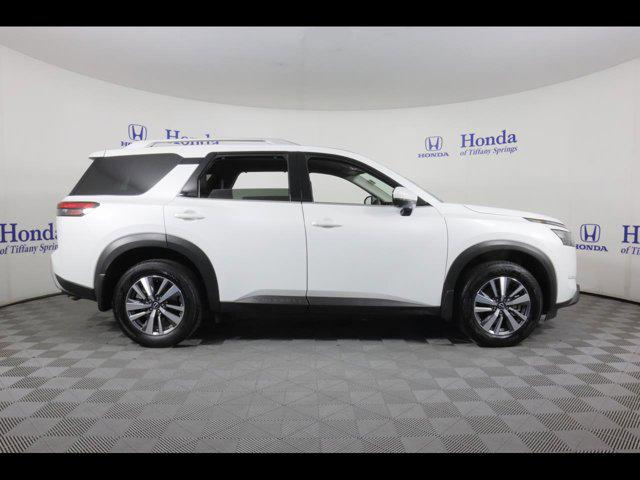 2025 Nissan Pathfinder SL 4WD