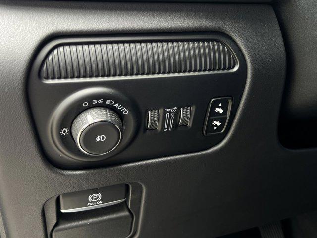 2024 Jeep Grand Wagoneer L Series III 4x4