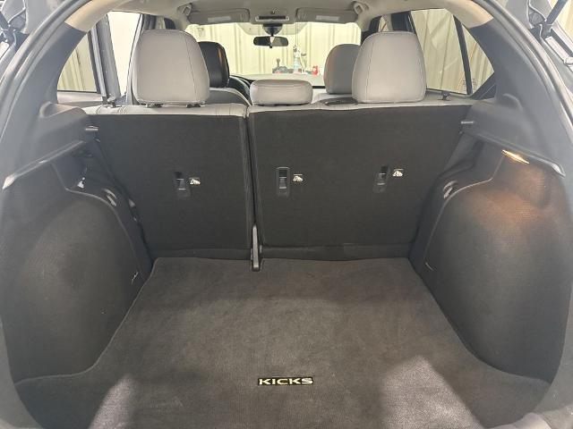 2024 Nissan Kicks SR Xtronic CVT