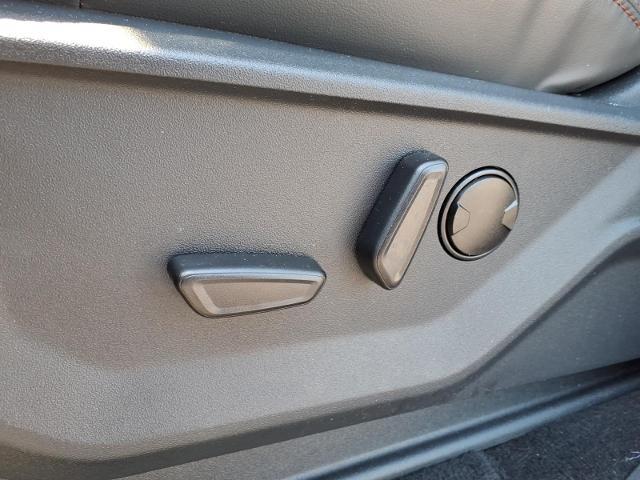 2025 Ford Expedition Active MAX