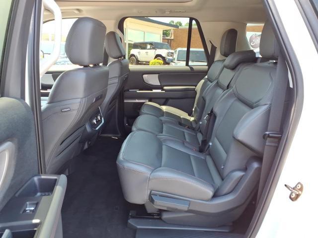 2025 Ford Expedition Active MAX