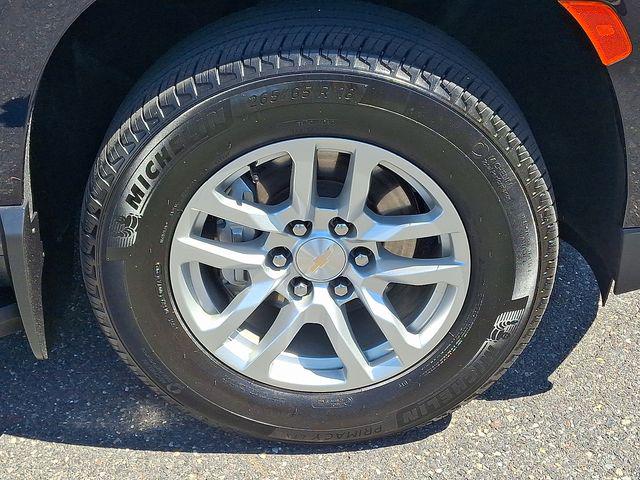 2024 Chevrolet Tahoe 4WD LS