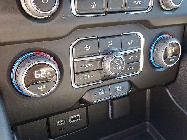 2024 Chevrolet Tahoe 4WD LS