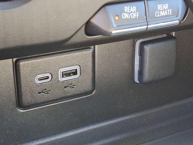 2024 Chevrolet Tahoe 4WD LS