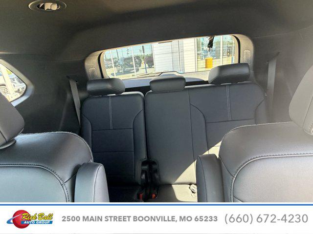 2026 GMC Acadia Elevation AWD