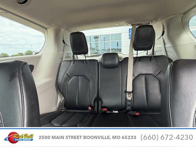 2023 Chrysler Pacifica Touring L