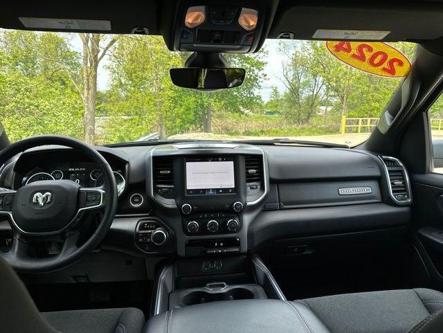 2024 Ram 1500 Big Horn Crew Cab 4x4 5'7" Box